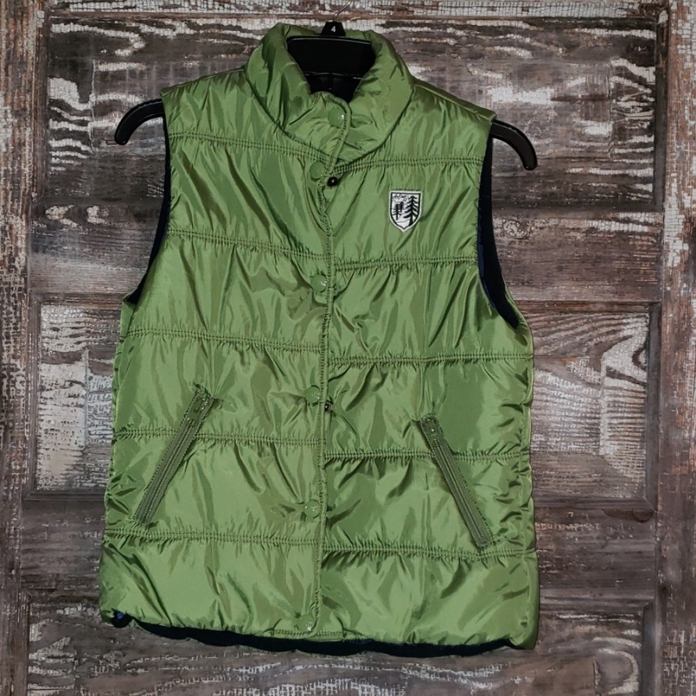 American Eagle Puffer Vest